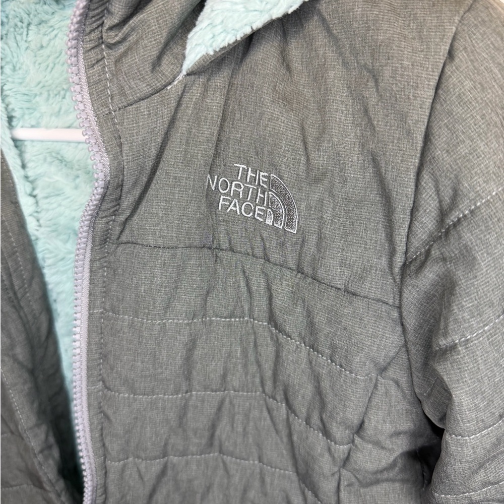 The North Face Girls Gray and Blue Hooded Jacket Size 10/12 - Picture 4 of 6